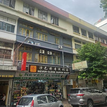 Borneo Gaya Lodge Kota Kinabalu Exterior photo
