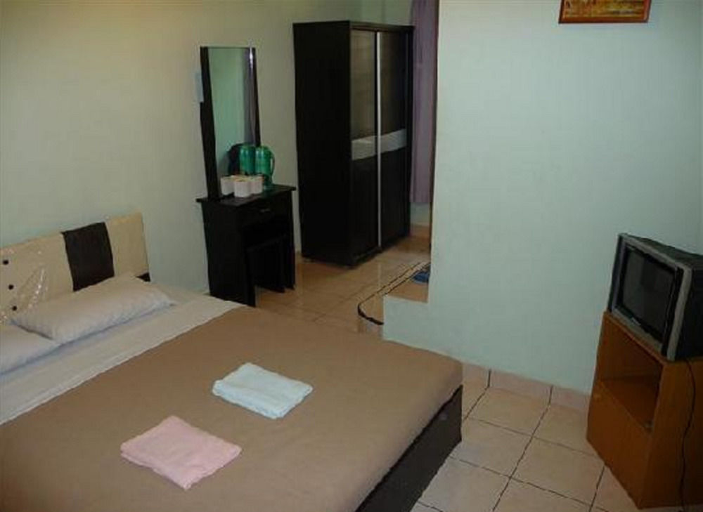 Borneo Gaya Lodge Kota Kinabalu Exterior photo